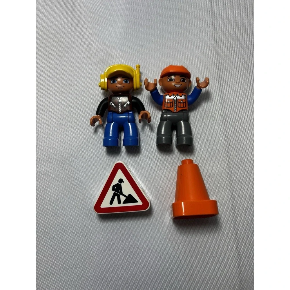Lego Duplo Caravan 5655 Complete set Car Camper, Farmers, Construction Workers‎